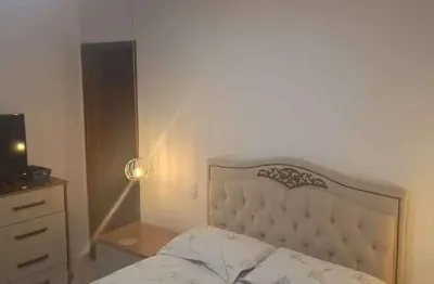 Casa com 3 quartos à venda na Rua Danilson José Tumiotto, 304, Residencial Abussafe, Londrina