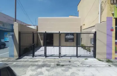 Casa para alugar na Avenida Mogi das Cruzes, 93, Parque Suzano, Suzano