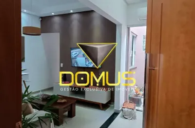 Linda casa planejada no planalto verde com 03 dormitorios sendo 01 suite