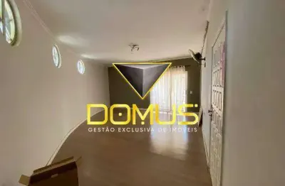 Casa no Bairro Jd. Manoel Penna com 4 dormitórios, próximo ao Novo Shopping.