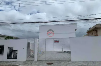 Sobrado de condomínio com 2 quartos, vila amélia, poá - r$ 370 mil, cod: 645