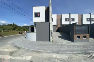 Casa com 2 quartos à venda na ilha da figueira, guaramirim , 67 m2 por r$ 355.000