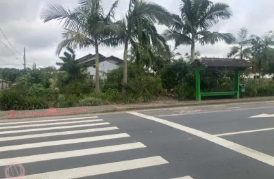 Terreno à venda no Amizade, Jaraguá do Sul , 495 m2 por R$ 690.000