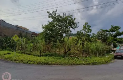 Terreno à venda no Tifa Martins, Jaraguá do Sul  por R$ 370.000