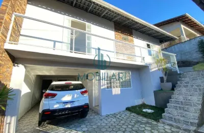 Casa com 3 quartos à venda na escola agrícola, blumenau , 195 m2 por r$ 870.000