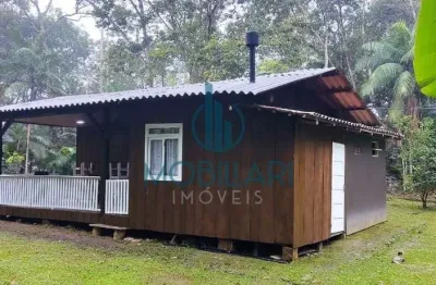 Lindo sítio com casa de madeira semi-mobiliada na vila itoupava