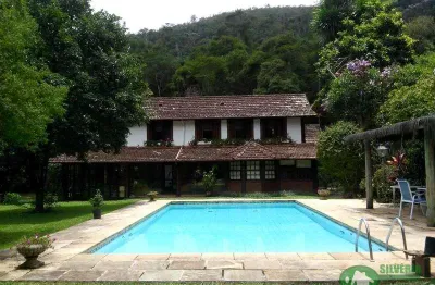 Casa com 6 quartos à venda no Carangola, Petrópolis 