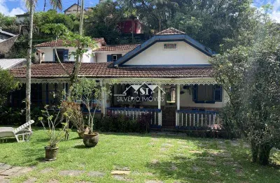Casa com 4 quartos à venda no Castelanea, Petrópolis 