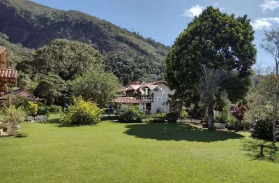 Apartamento com 3 quartos à venda em Itaipava, Petrópolis 