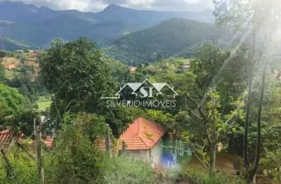 Terreno à venda no Nogueira, Petrópolis 