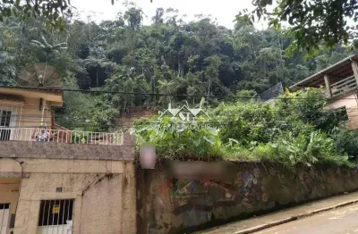 Terreno à venda no Castelanea, Petrópolis 