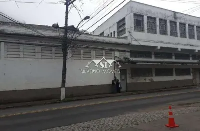 Barracão / Galpão / Depósito para alugar no Castelanea, Petrópolis 