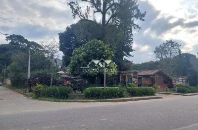 Terreno à venda no Nogueira, Petrópolis 