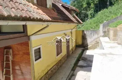 Casa com 4 quartos à venda no Caxambu, Petrópolis 