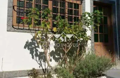 Apartamento com 2 quartos à venda no Castelanea, Petrópolis 