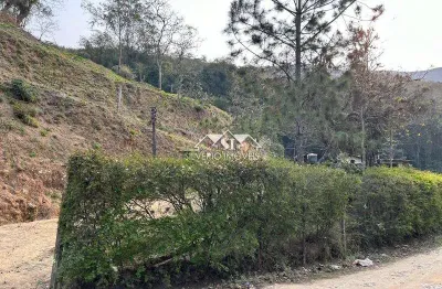 Terreno à venda no Carangola, Petrópolis 