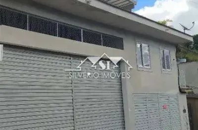 Barracão / Galpão / Depósito para alugar no Itamarati, Petrópolis 