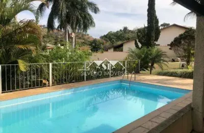 Casa com 5 quartos à venda no Centro, Paty do Alferes 