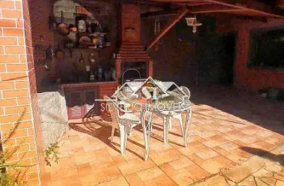 Casa com 6 quartos para alugar no Mosela, Petrópolis 