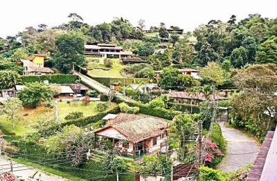 Casa com 3 quartos para alugar em Itaipava, Petrópolis 