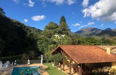 Casa em condomínio fechado com 6 quartos à venda no Cuiabá, Petrópolis 