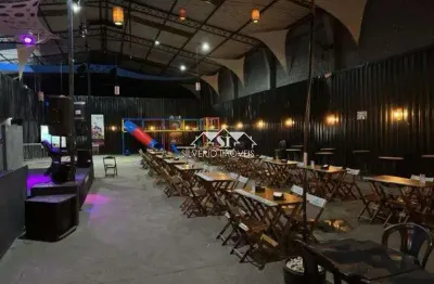 Casa comercial à venda no Jardim Primavera, Duque de Caxias 