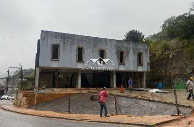 Ponto comercial para alugar no Quissama, Petrópolis 