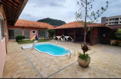 Casa com 3 quartos para alugar no Araras, Teresópolis 