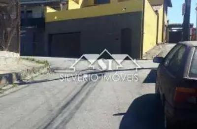 Casa com 2 quartos para alugar na Chácara Flora, Petrópolis 