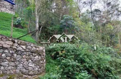 Terreno à venda no Retiro, Petrópolis 