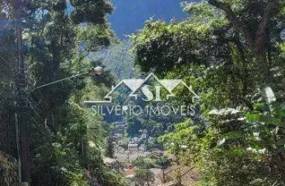 Terreno à venda no Retiro, Petrópolis 