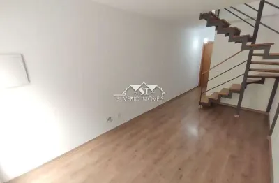 Apartamento com 2 quartos para alugar no Samambaia, Petrópolis 