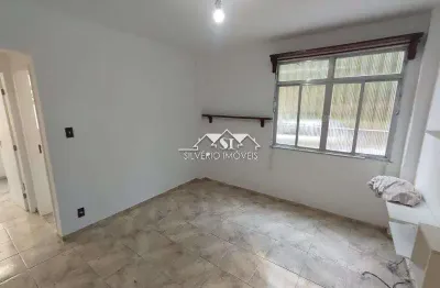 Apartamento com 2 quartos para alugar no Quitandinha, Petrópolis 