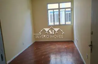 Apartamento com 3 quartos para alugar no Mosela, Petrópolis 