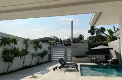 Casa em condomínio fechado com 3 quartos para alugar na Barra da Tijuca, Rio de Janeiro 