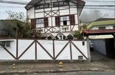 Casa com 4 quartos à venda no Bingen, Petrópolis 