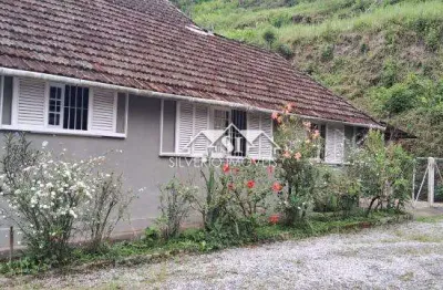 Casa com 2 quartos para alugar no Valparaíso, Petrópolis 