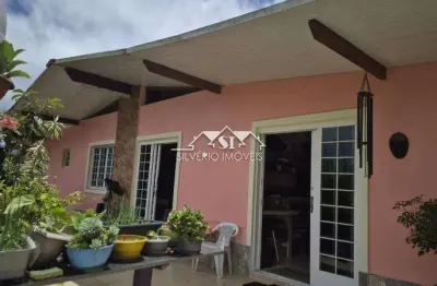 Casa com 3 quartos à venda no Castelanea, Petrópolis 