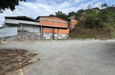 Barracão / Galpão / Depósito para alugar no Duarte Silveira, Petrópolis 