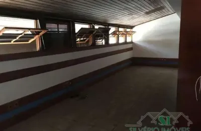 Sala comercial à venda em Itaipava, Petrópolis 