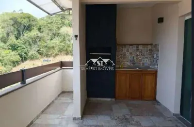 Casa com 2 quartos para alugar no Carangola, Petrópolis 