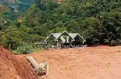 Terreno à venda no Caxambu, Petrópolis 