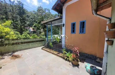 Casa com 2 quartos para alugar no Centro, Petrópolis 