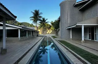Casa de alto padrão no bairro mais nobre de praia grande – canto do forte