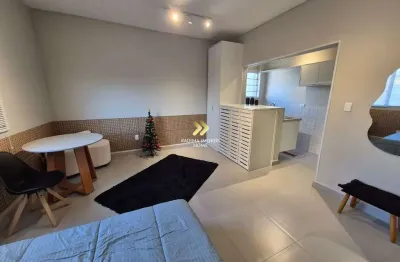 Kitnet com 29 m2 reformado com garagem no boqueirão – praia grande!