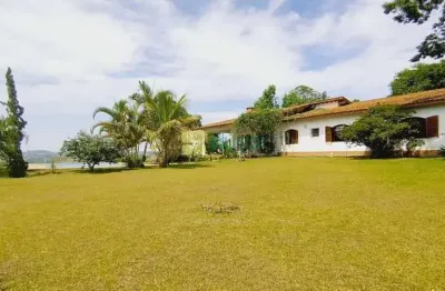 Casa com 4 dormitórios à venda, terreno 3160 m, construção de 450 m² por r$ 1.950.000 - centro - ig