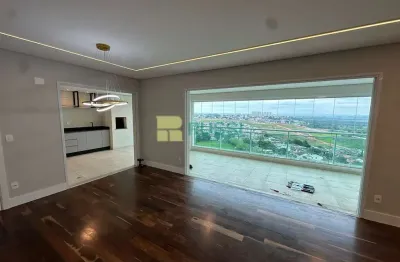 Apartamento à venda com 190m², possui 4 dormitórios e vagas paralelas, no edifício helbor belvedere