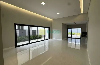 Casa térrea à venda, 280 m² de construção e 550 m² de terreno, no Condomínio Residencial Alphaville