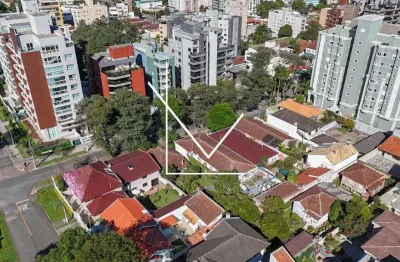Terreno à venda no Ahú, Curitiba 