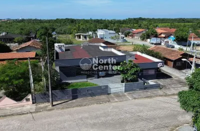 Casa à venda com 2 salas comercial, costeira, balneário barra do sul, sc
